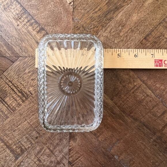 Vintage Glass Dish Trinket Jewelry Tray Butter Dish Soap Dish - Picture 3 of 6